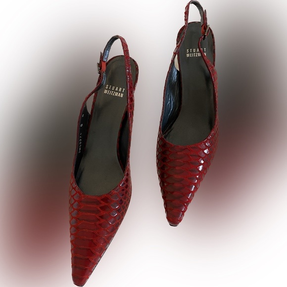 Stuart Weitzman Red Snakeskin Pointed Slingback Heel - Picture 3 of 11